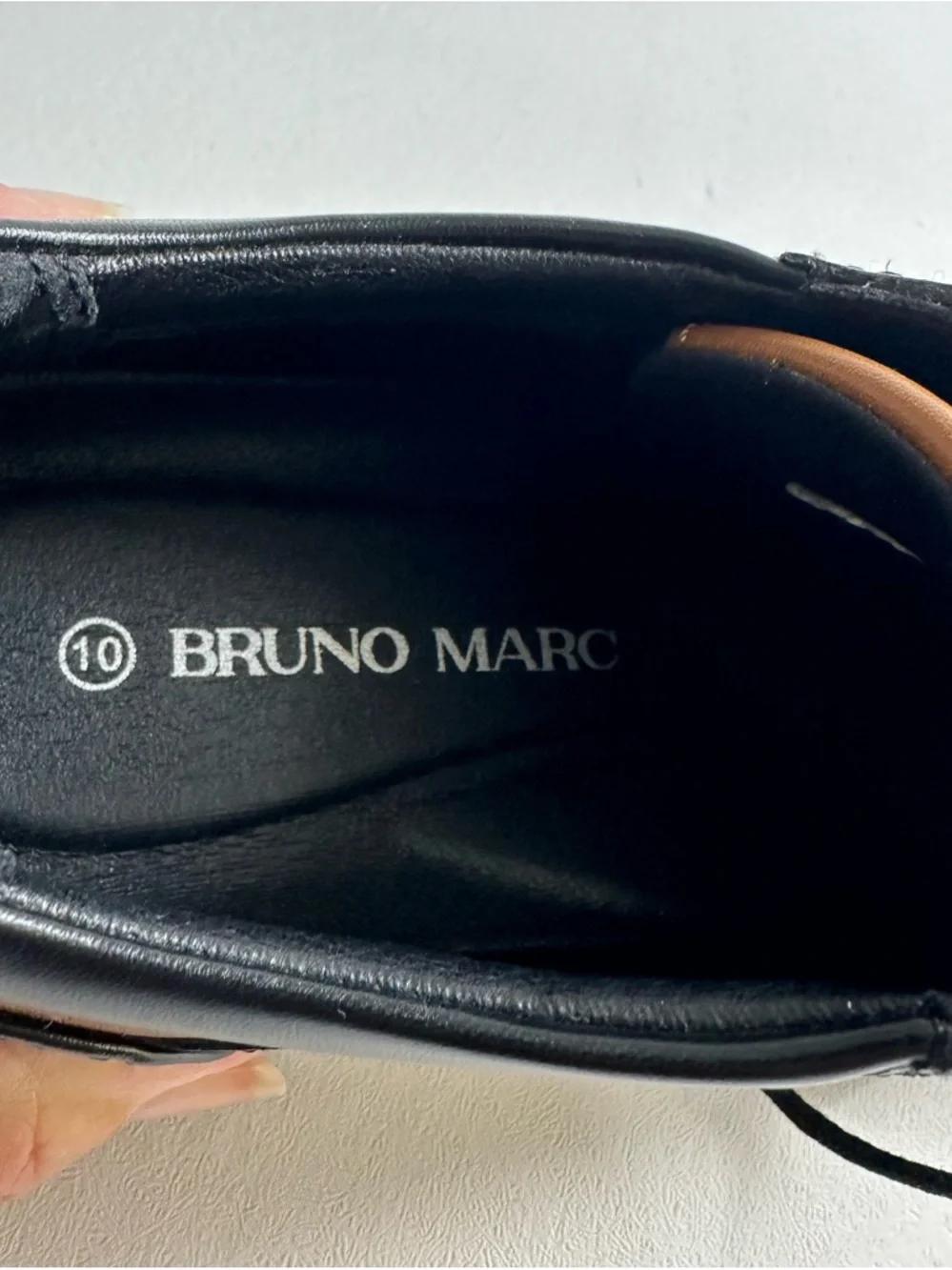 Bruno, Marc men’s size 10 casual dress, Oxford, leather lace‎ up shoes